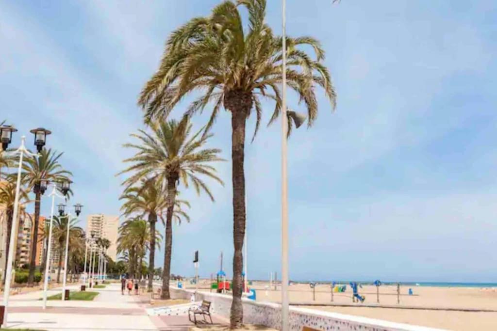 Precioso Apartamento Junto Al Mar بويبلا دي فارنالس المظهر الخارجي الصورة