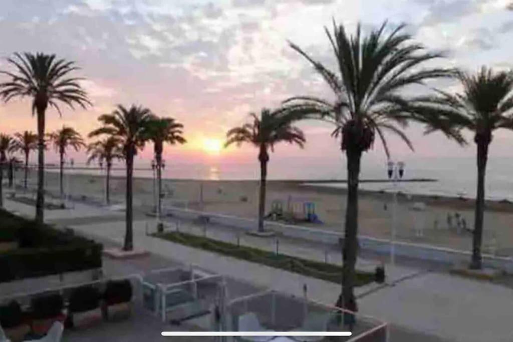 Precioso Apartamento Junto Al Mar بويبلا دي فارنالس المظهر الخارجي الصورة